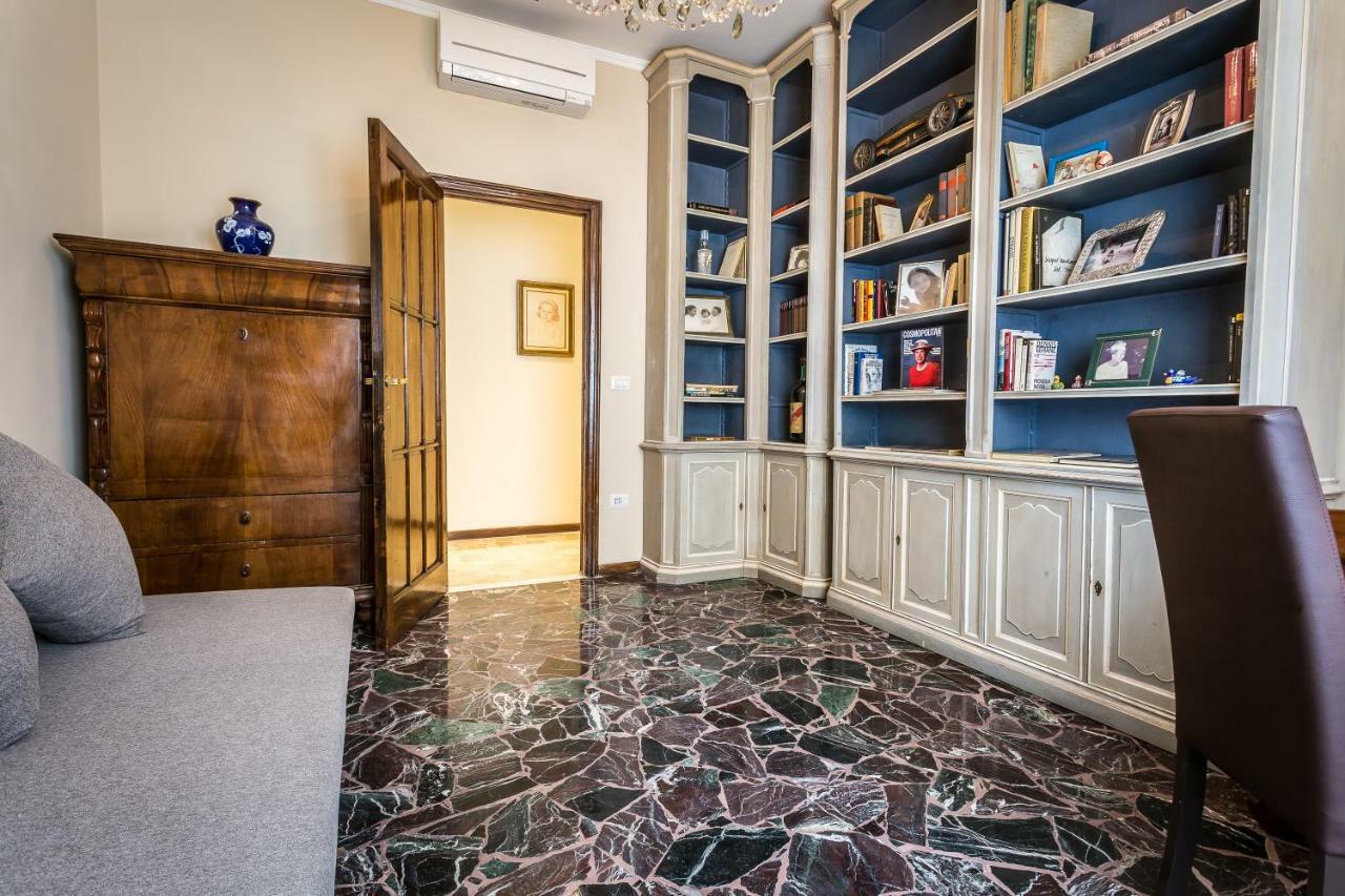 Ferrhouse Charm In Florence Two Lifts Екстер'єр фото